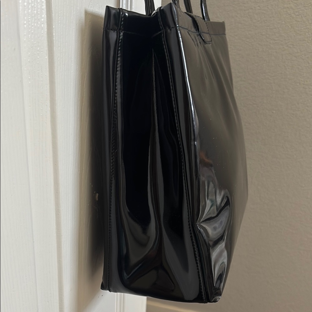 Salvatore Ferragamo Vera Black Patent Shoulder Tote Bag EUC - Picture 5 of 10